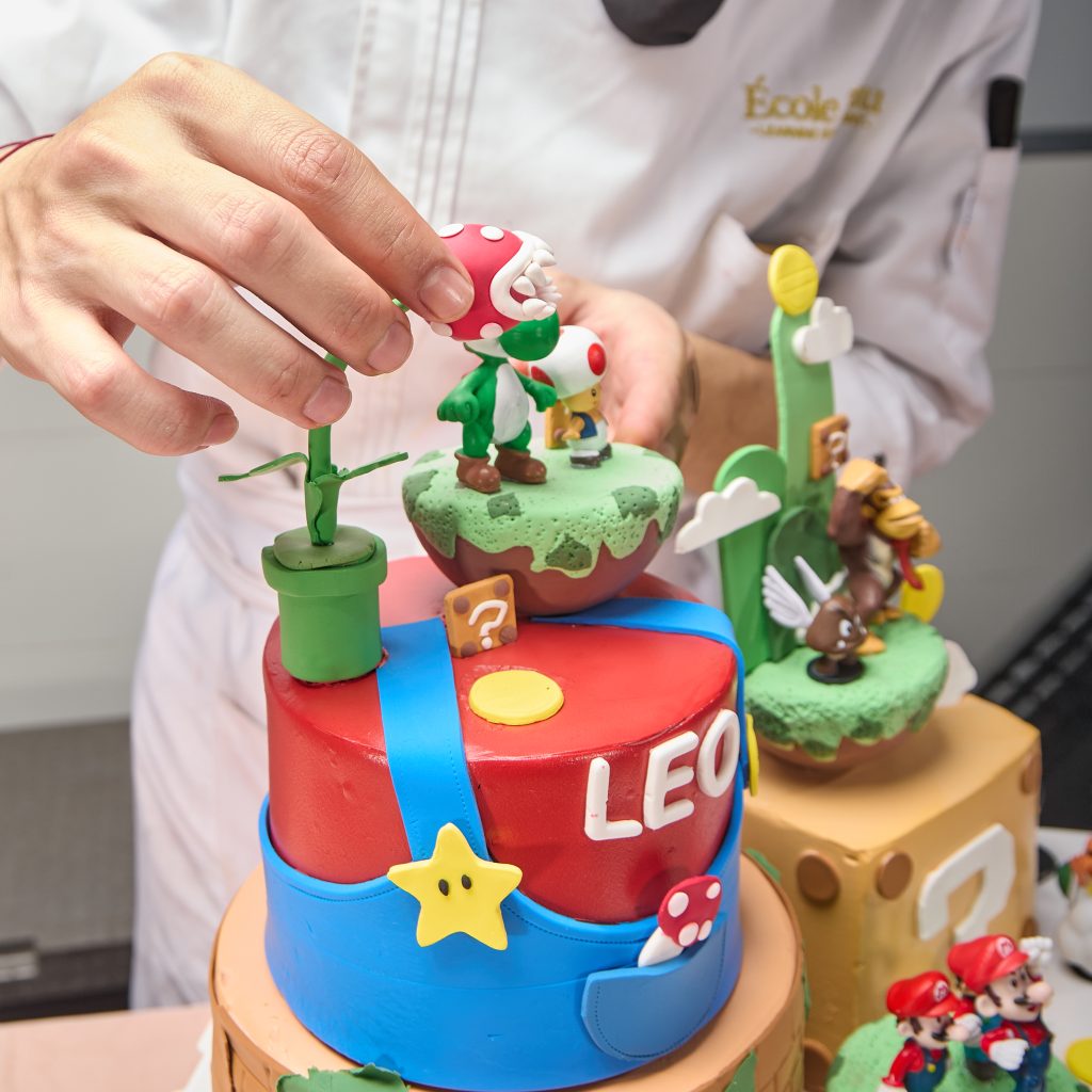 trang-tri-banh-bang-fondant