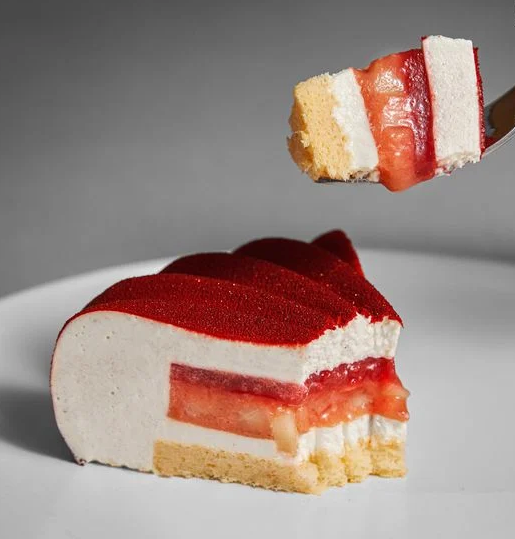 Banh-entremet-do-thom-ngon