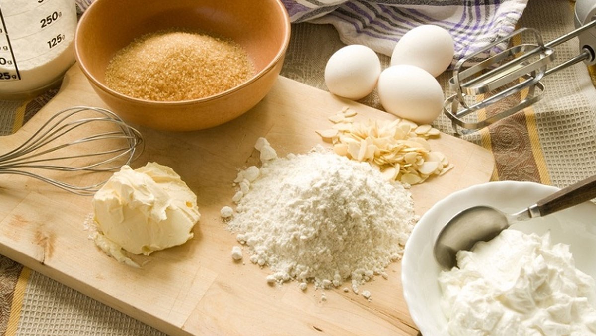 mo-tiem-banh-kem-can-bao-nhieu-von-nguyen-lieu