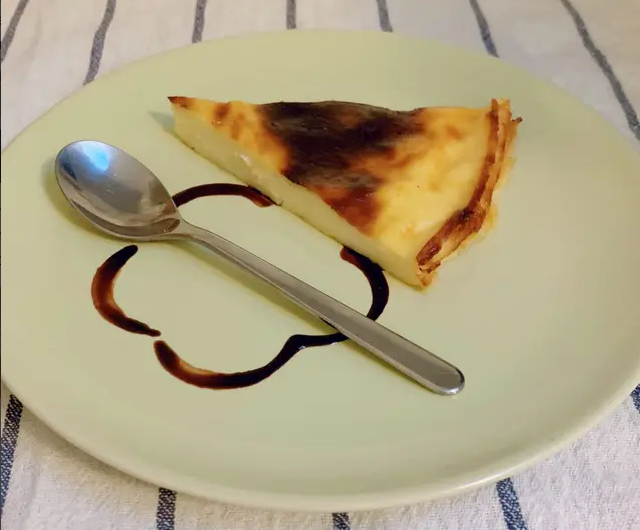 thuong-thuc-banh-parisian-flan